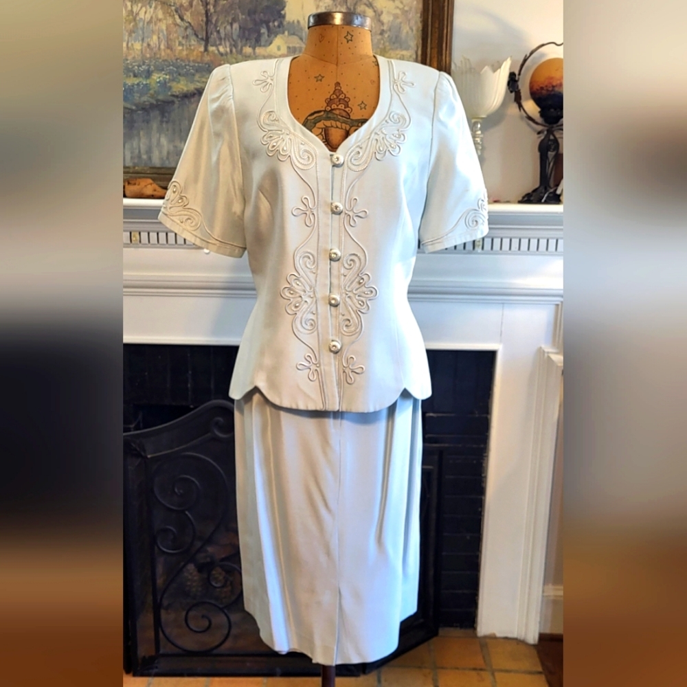 Vintage Karen Miller New York Light Blue Skirt Suit